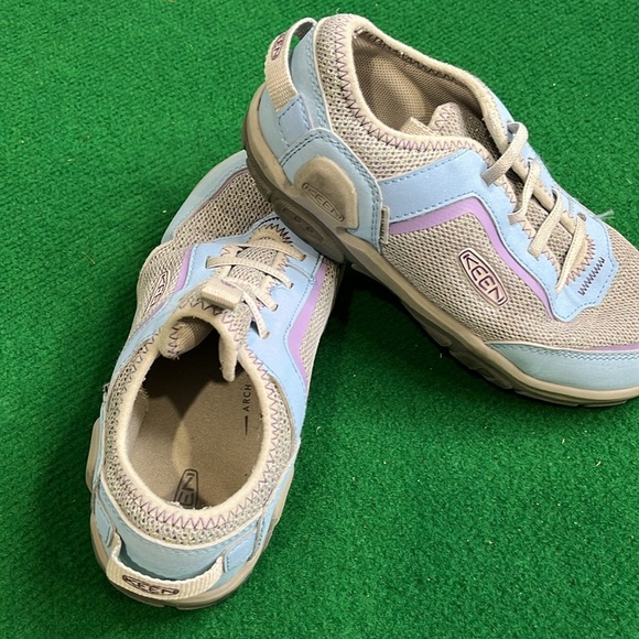 Keen kids Tan and Light Blue Sneakers size 2 - Picture 5 of 6